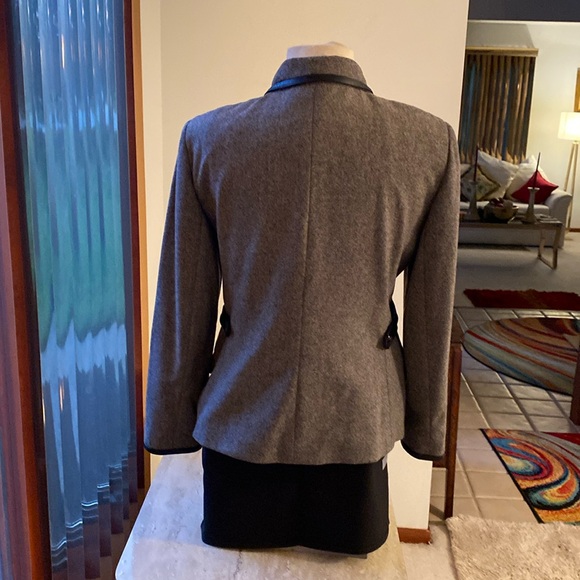 Oscar de la Renta Gen Leather Trim, Excellent Condition, measurements in photos - Picture 3 of 11